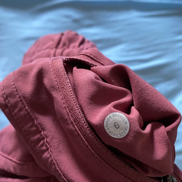 Lululemon Track That High Rise Short 3” - Picture 3 of 4